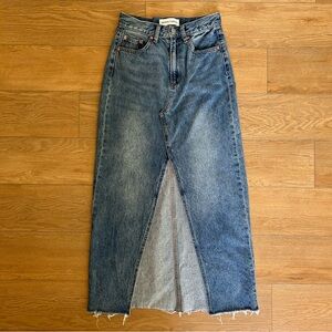 Denim Forum “The '90s Vintage Maxi Denim Skirt”